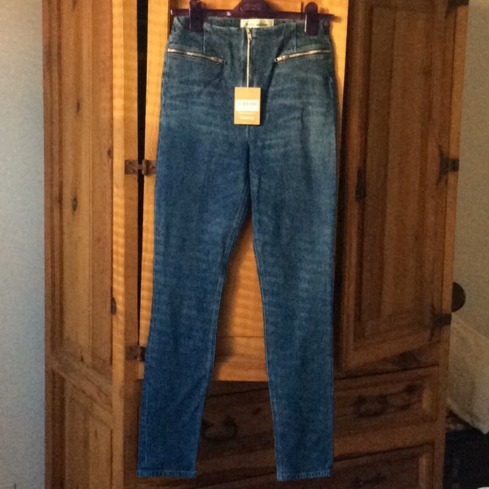 NWT Reformation Niki Jeans